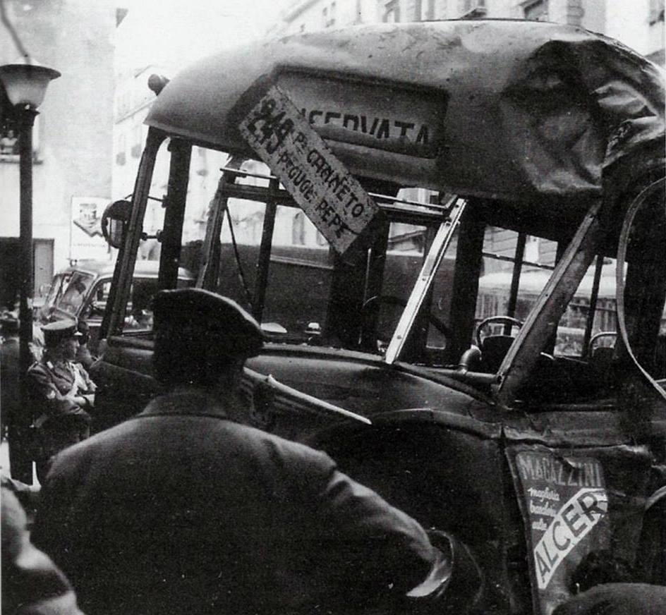 Incidente piazzetta cesarea 1961 autobus