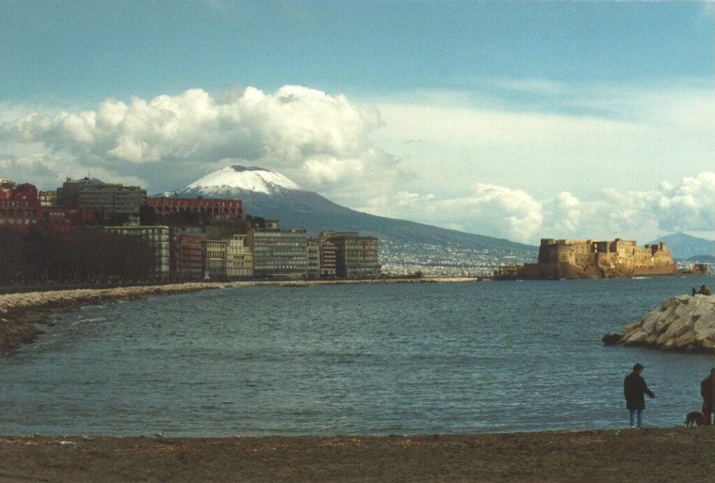 ‘A neve dint’ ‘a sacca